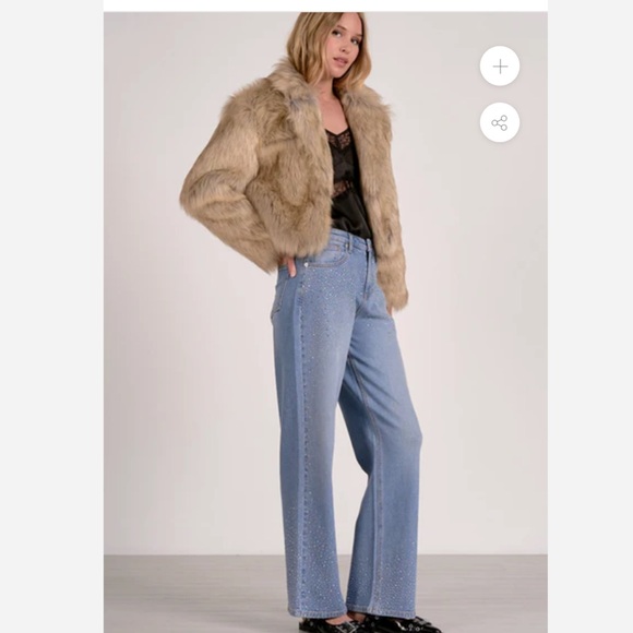 NWT! Elan Beige Cropped Fur Jacket MSRP $189 - Picture 2 of 5